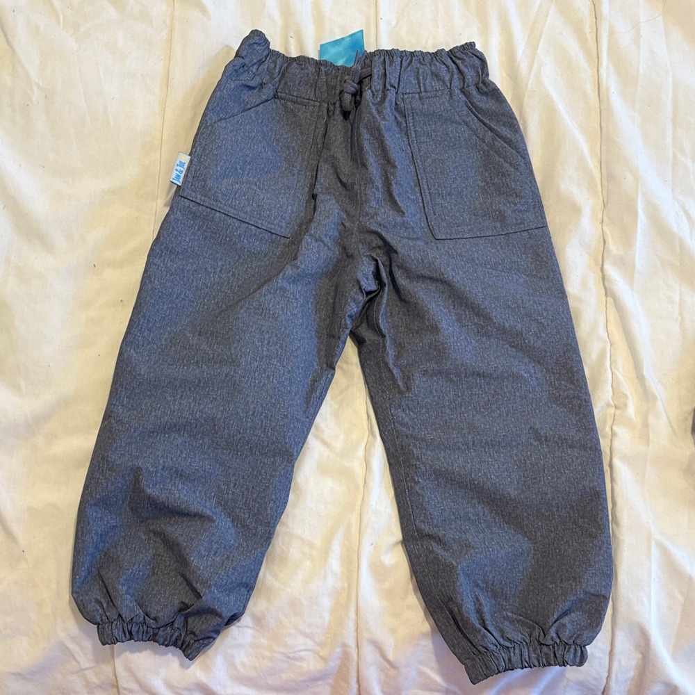 Grey 3t snow pants never worn